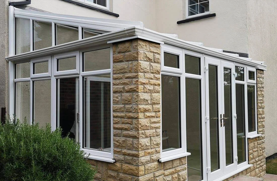 Lean-to conservatory